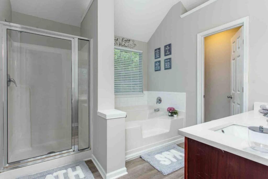 One Chance Luxury Estate - King & Queen Suites!アトランタ エクステリア 写真
