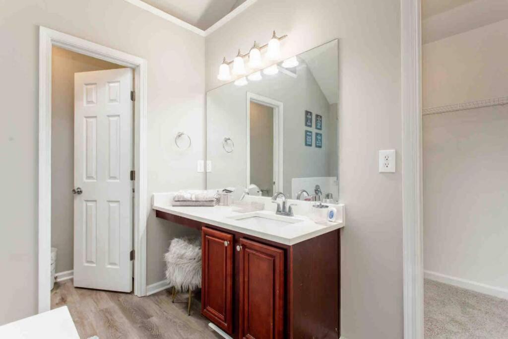 One Chance Luxury Estate - King & Queen Suites!アトランタ エクステリア 写真